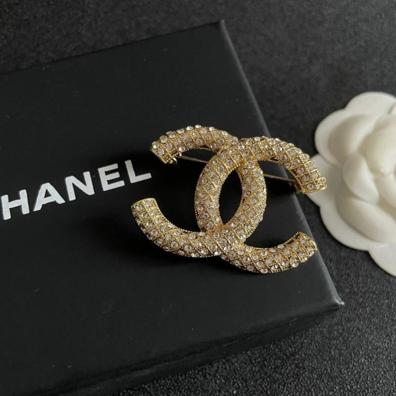 Chanel Brooches WaterResistant 225427