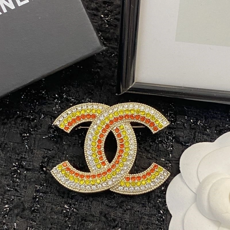 OnTrend Chanel Brooches 225418