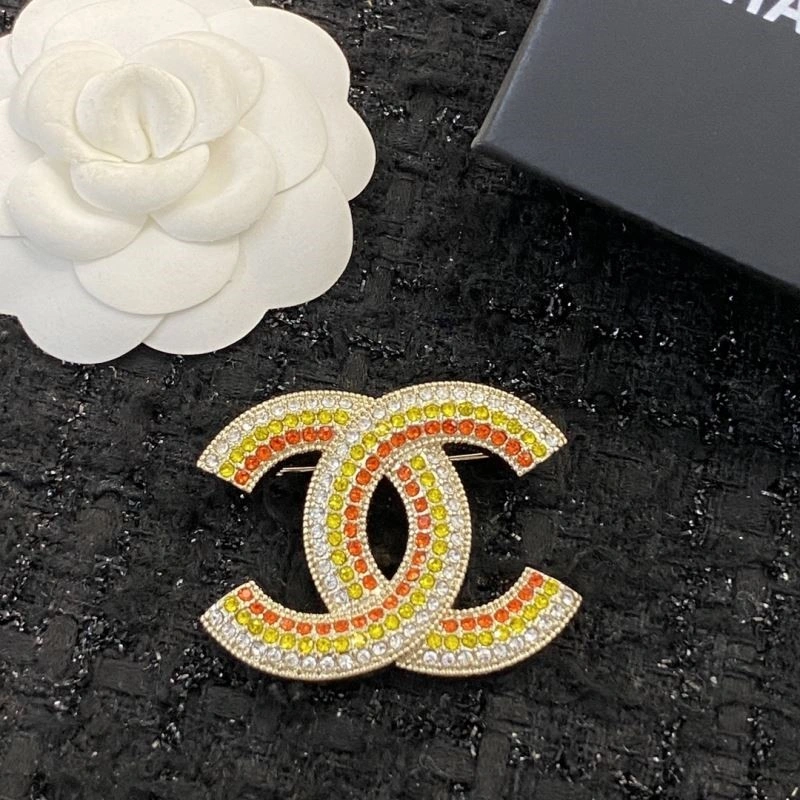 OnTrend Chanel Brooches 225418