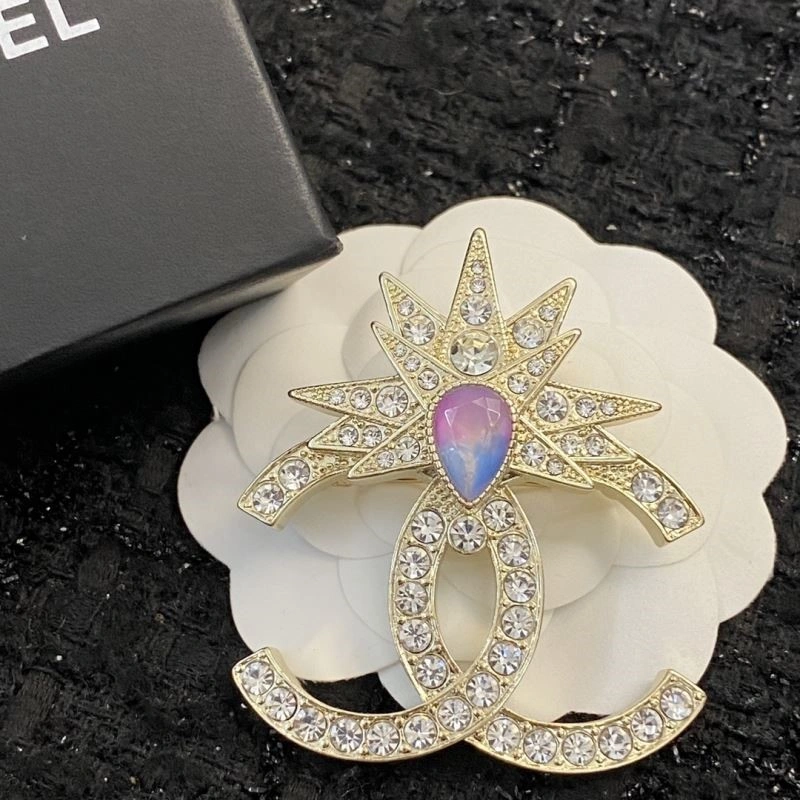Chanel Brooches Elegant 225428