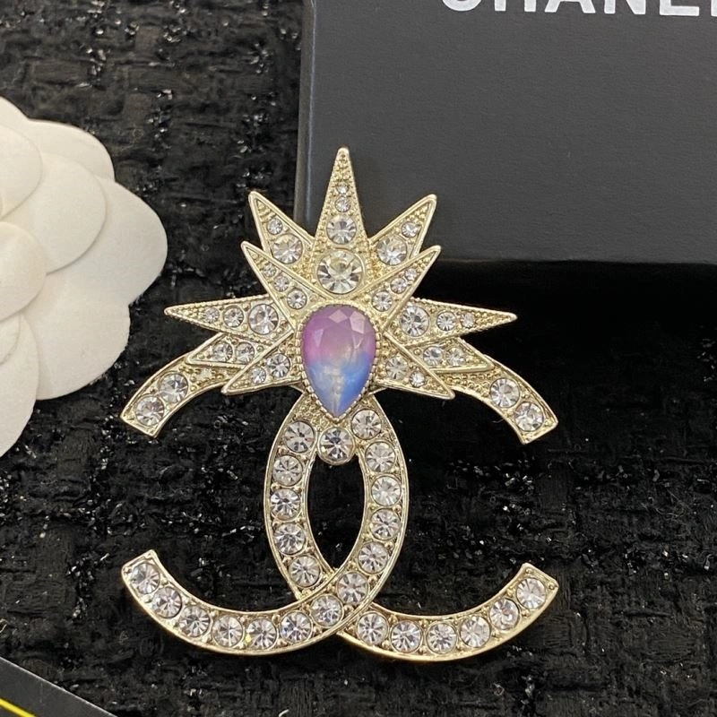 Chanel Brooches Elegant 225428