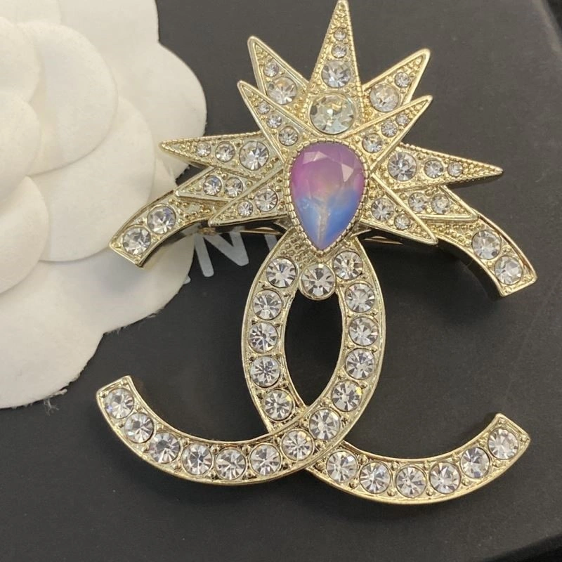 Chanel Brooches Elegant 225428