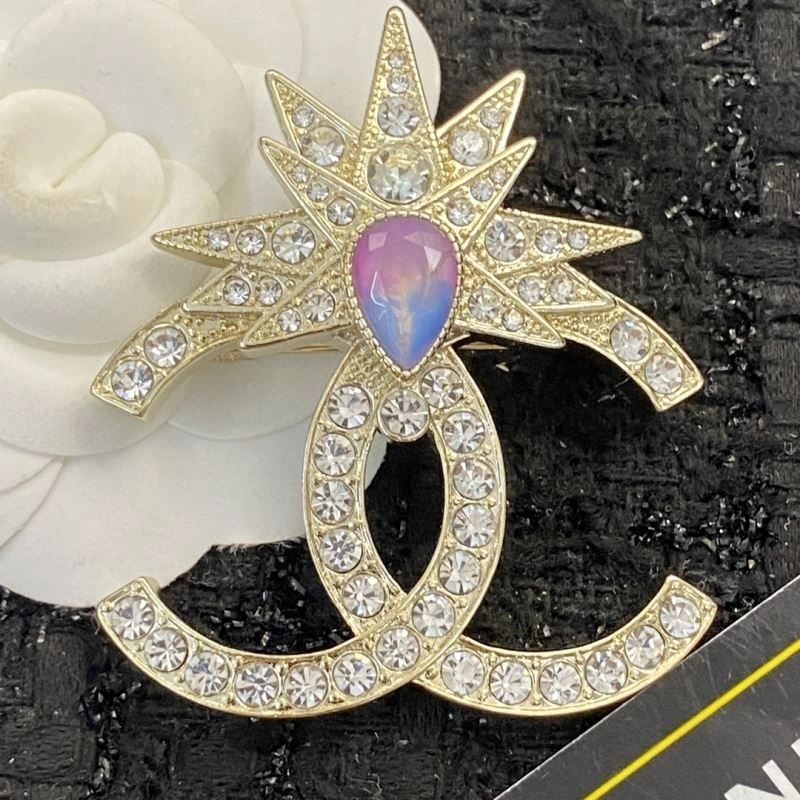Chanel Brooches Elegant 225428