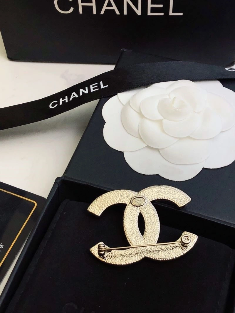 Chanel Brooches Lightweight 225504