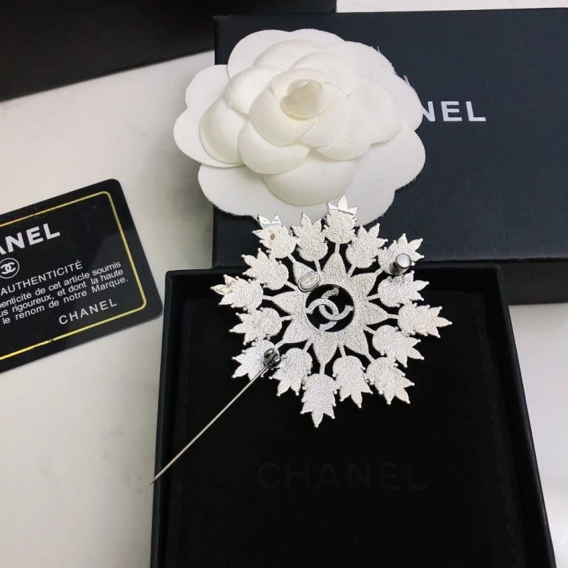 Chanel Brooches Upgraded 225399