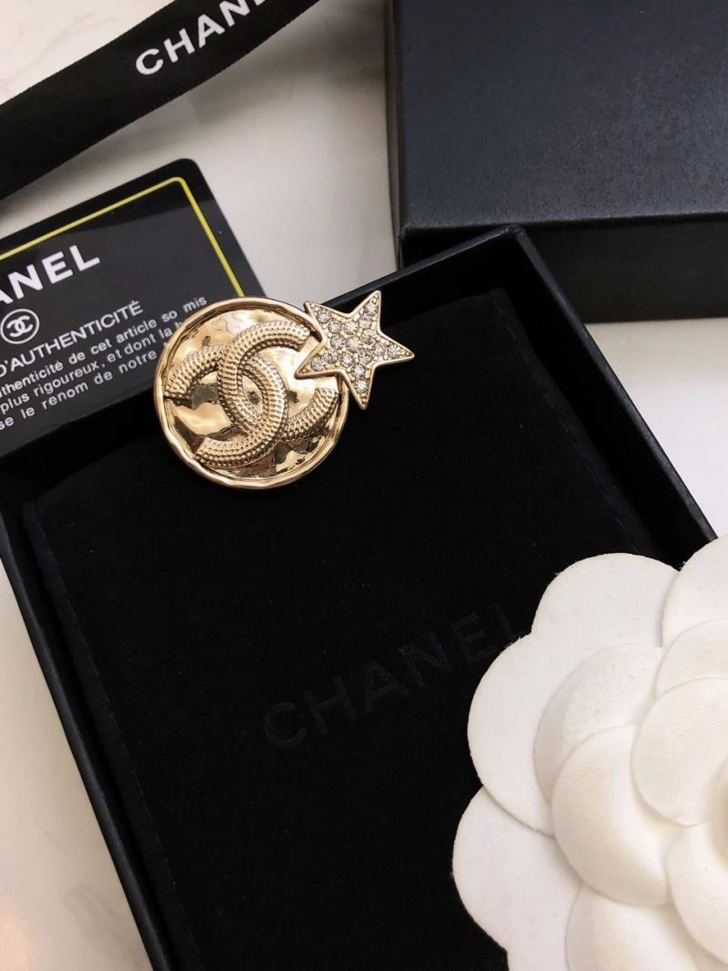 Thermal Chanel Brooches 225406