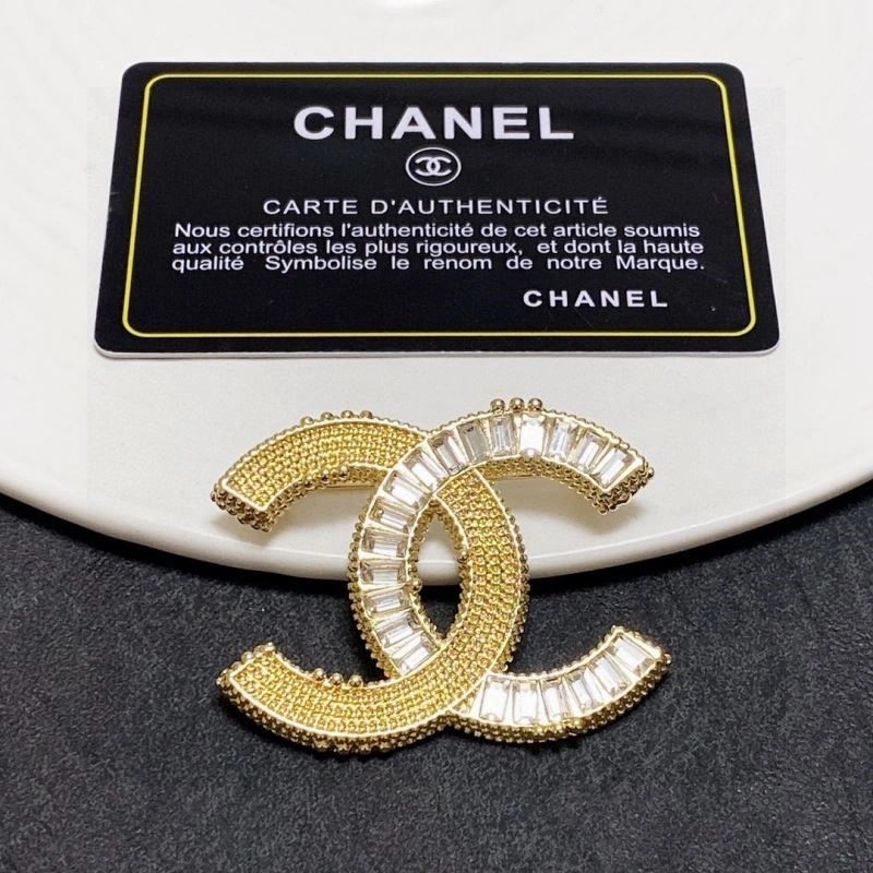 Sporty Chanel Brooches 224432