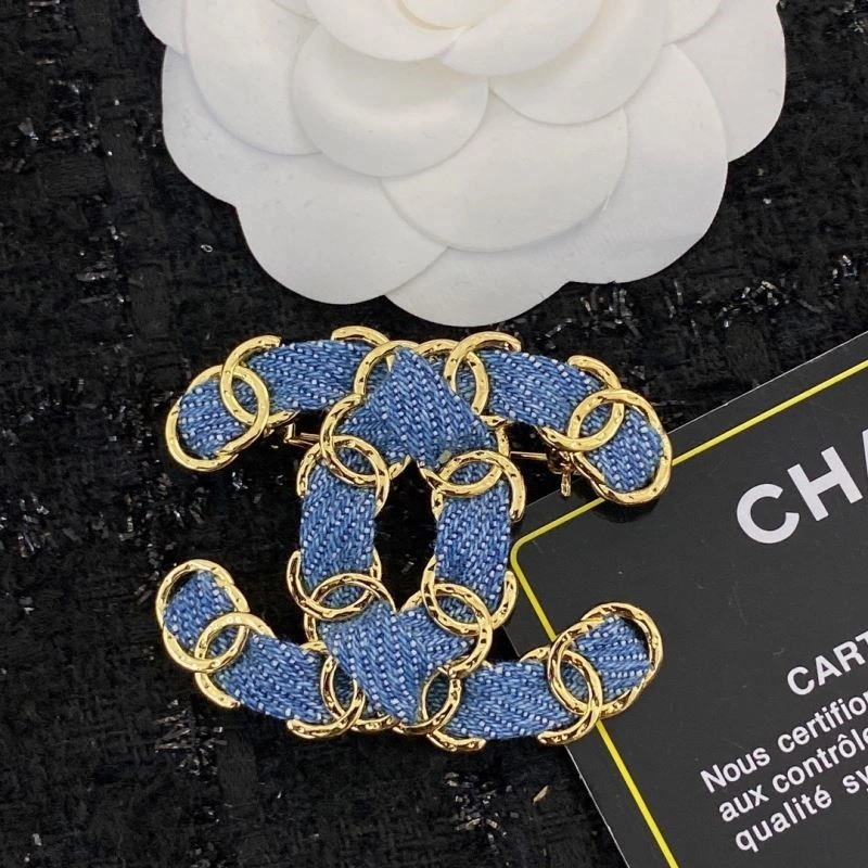 Chanel Brooches Durable 224436
