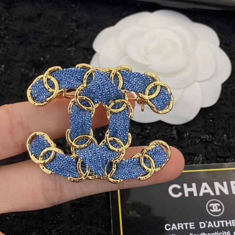 Chanel Brooches Durable 224436