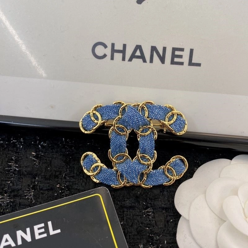 Chanel Brooches Durable 224436