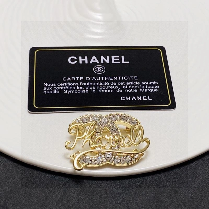 Trendsetting Chanel Brooches 224430