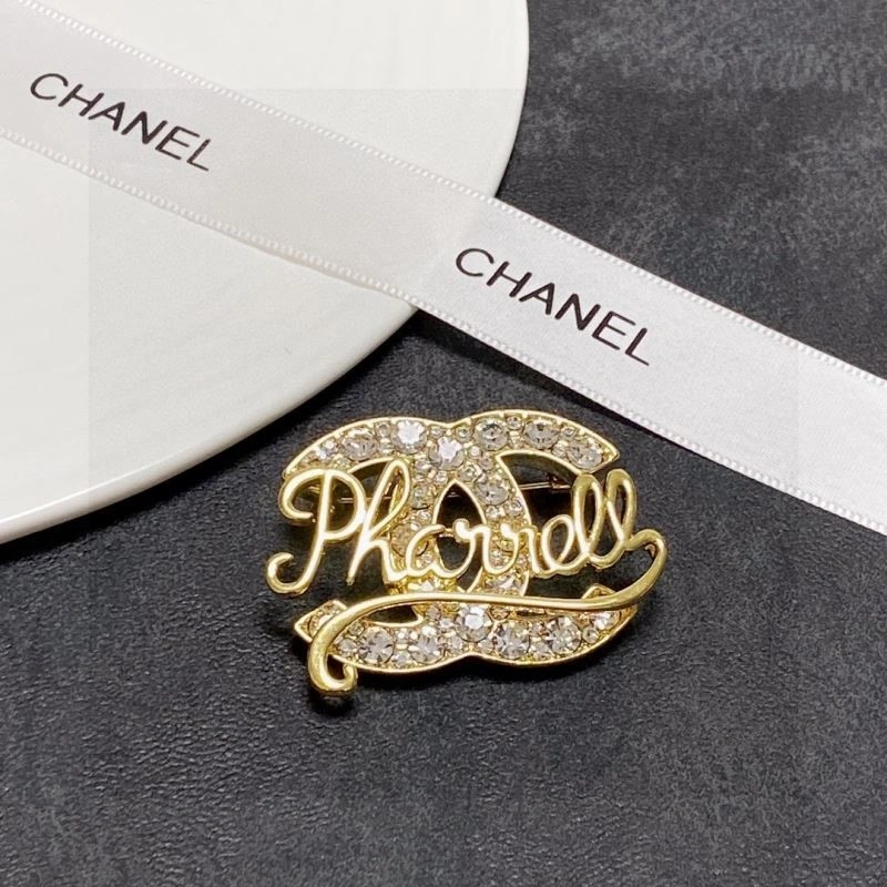 Trendsetting Chanel Brooches 224430