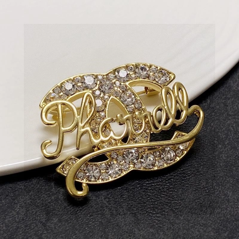 Trendsetting Chanel Brooches 224430