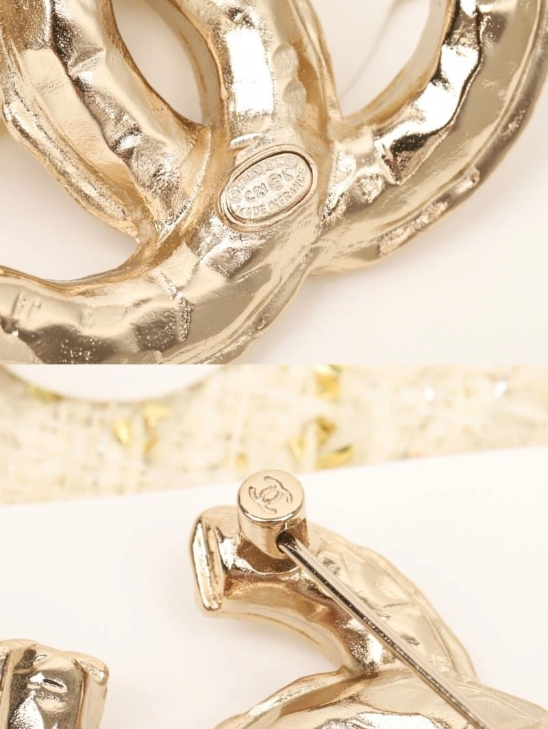 Cozy Chanel Brooches 224490