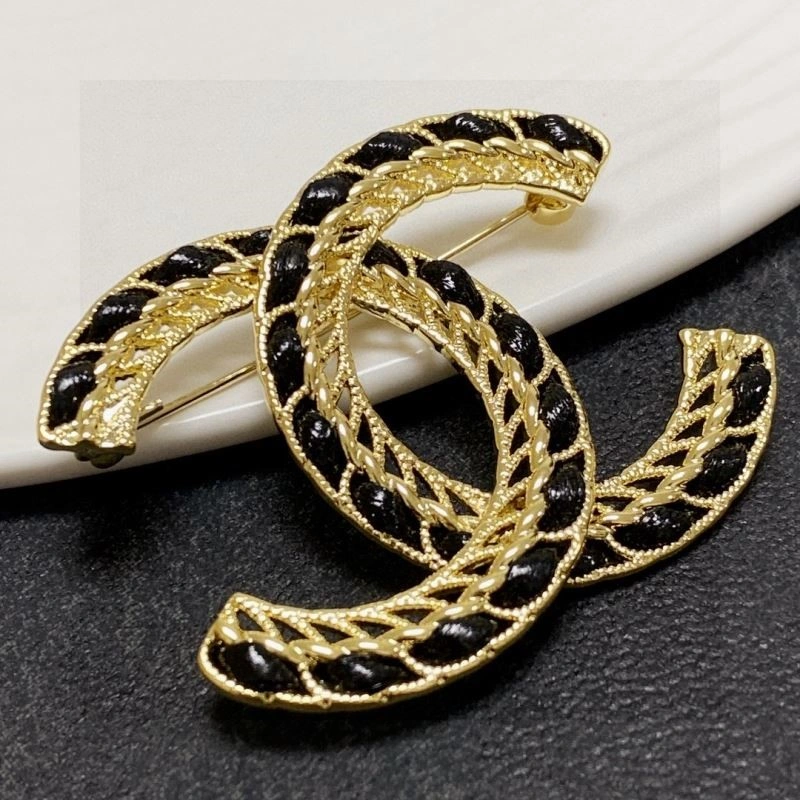 Popular Chanel Brooches 224434
