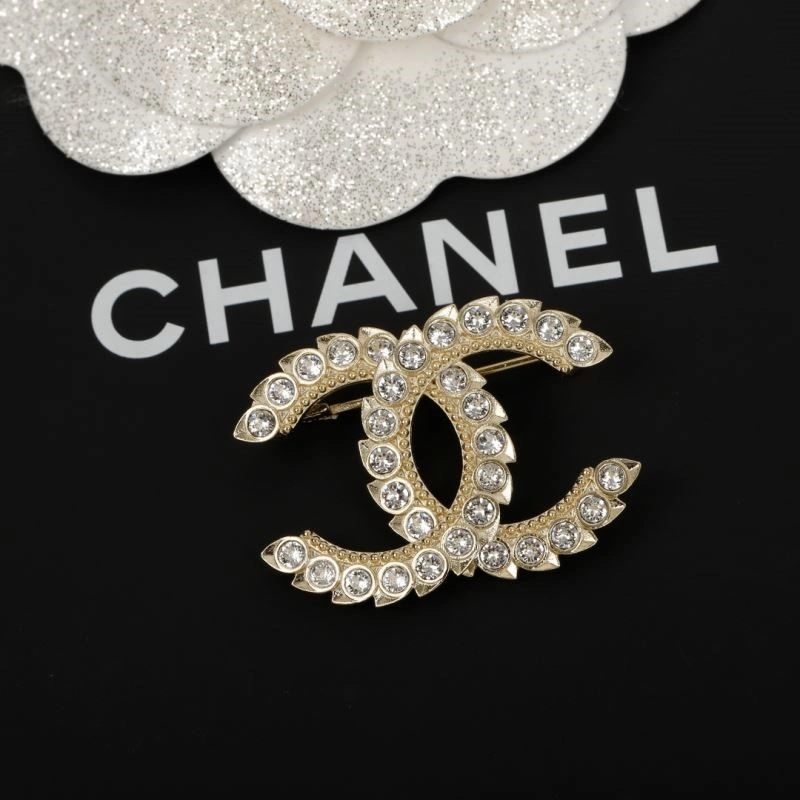Attractive Chanel Brooches 224424