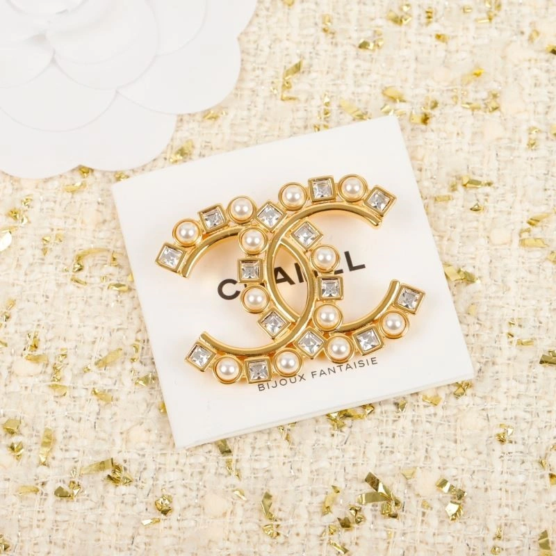 Chanel Brooches Lightweight 224418
