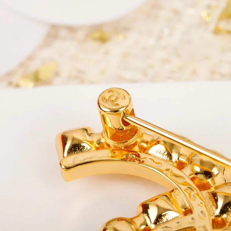 Chanel Brooches Lightweight 224418
