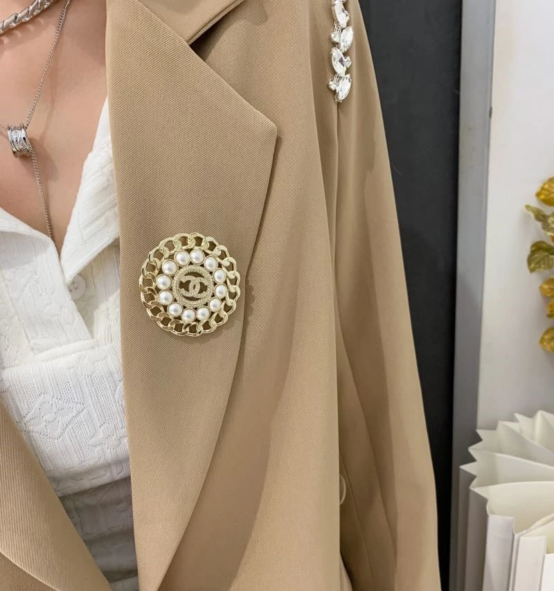Chanel Brooches Efficient 224505