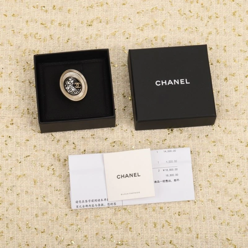 Neat Chanel Brooches 224415