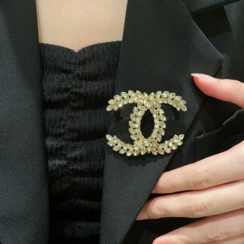 Chanel Brooches Sophisticated 224398
