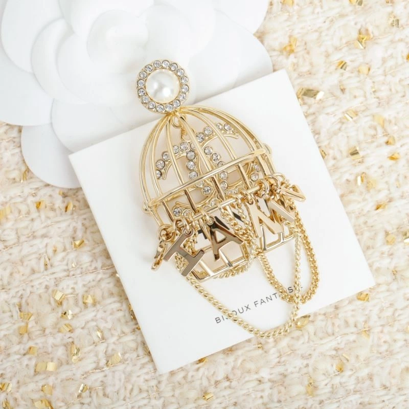 Chanel Brooches Fashionable 224399