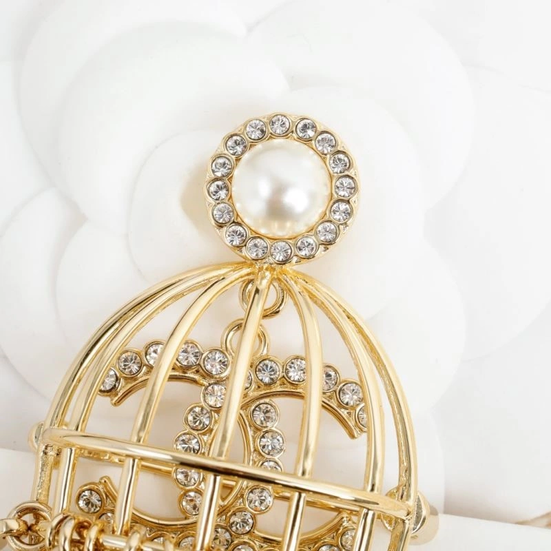 Chanel Brooches Fashionable 224399