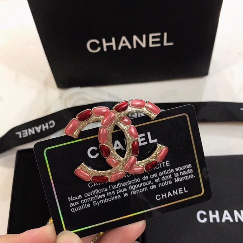 StreetReady Chanel Brooches 224442