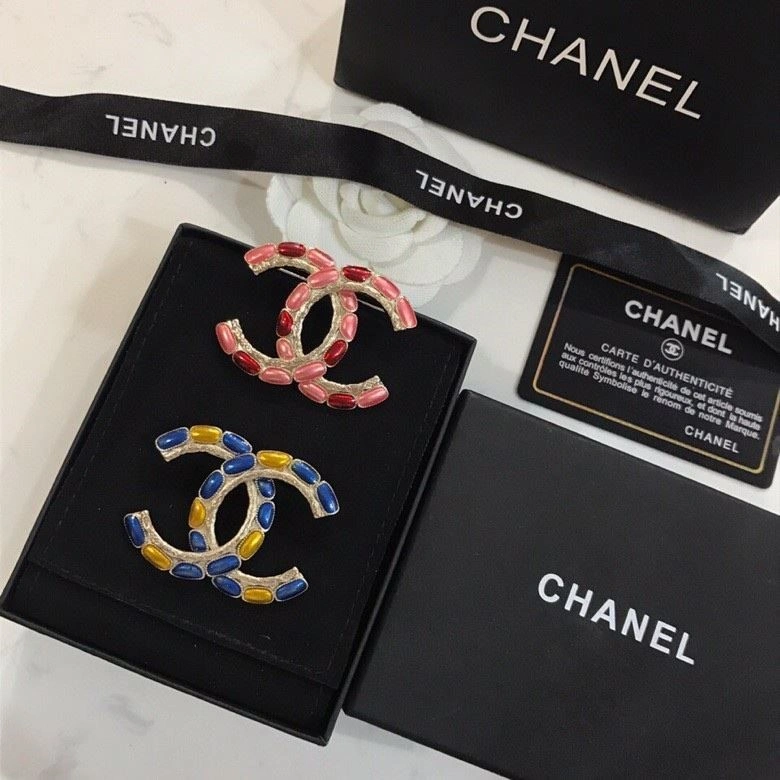 StreetReady Chanel Brooches 224442