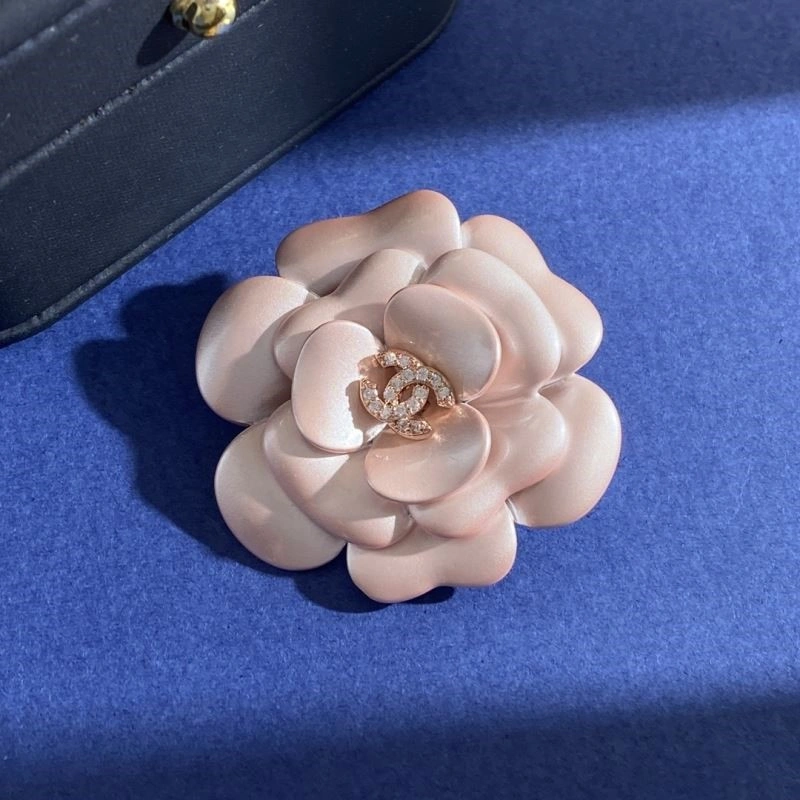 Chanel Brooches Lightweight 224393