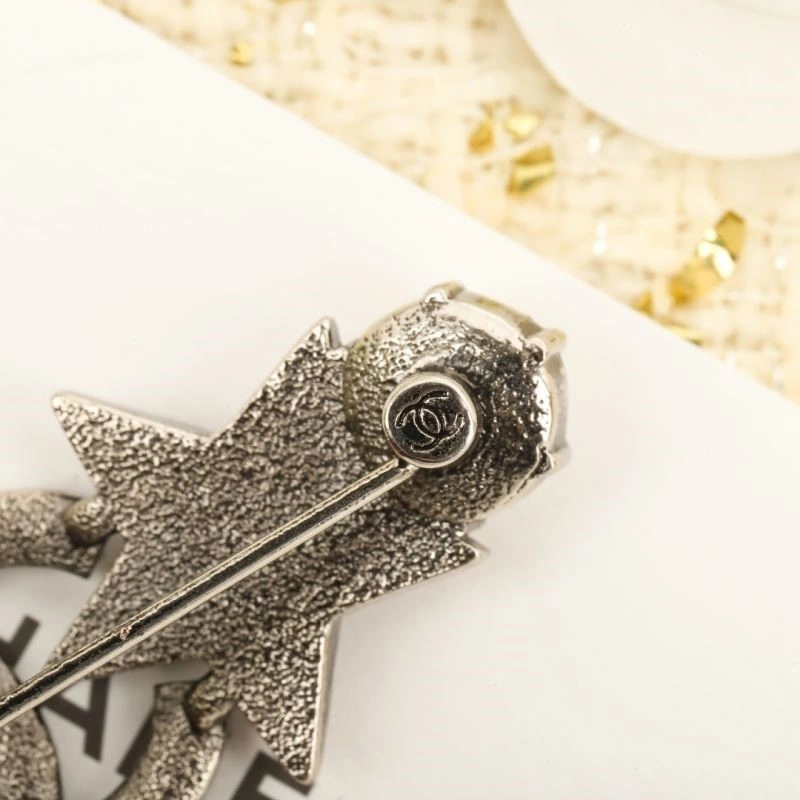 Chanel Brooches EasyMatch 224394