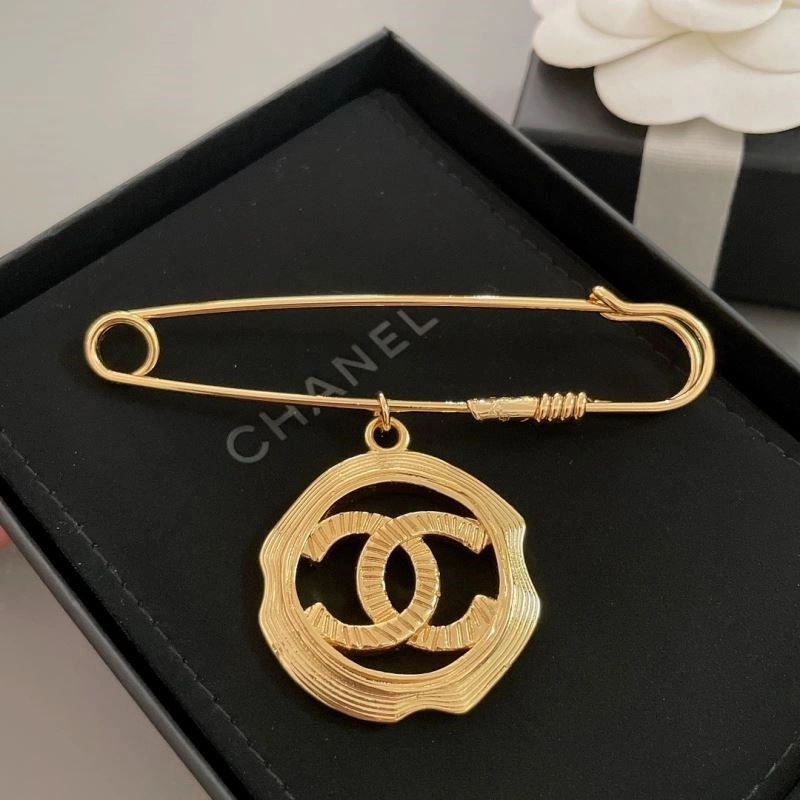 Chanel Brooches Upgraded 224380
