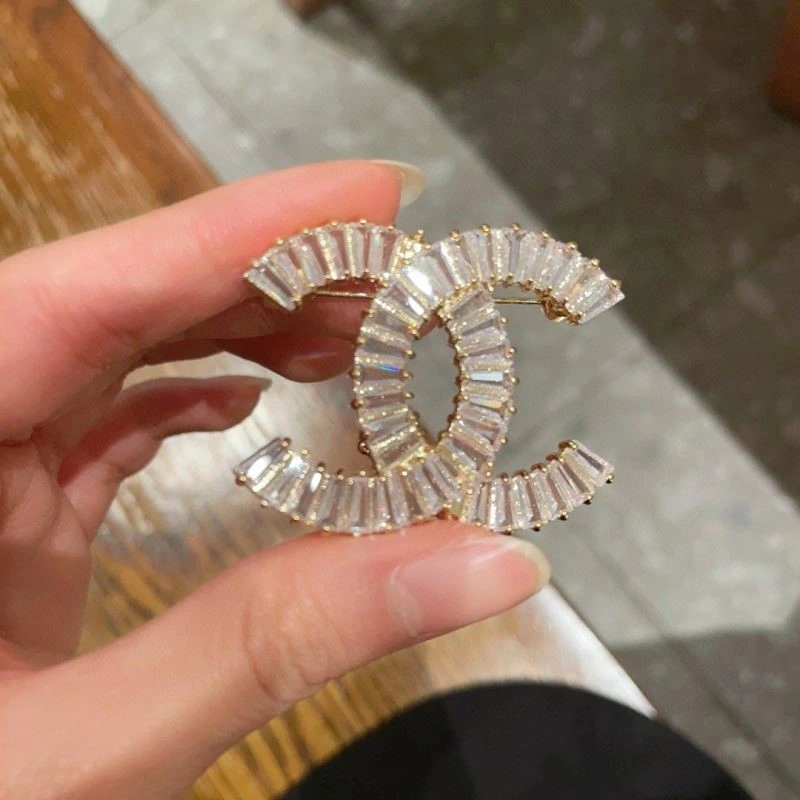 FastDry Chanel Brooches 224378