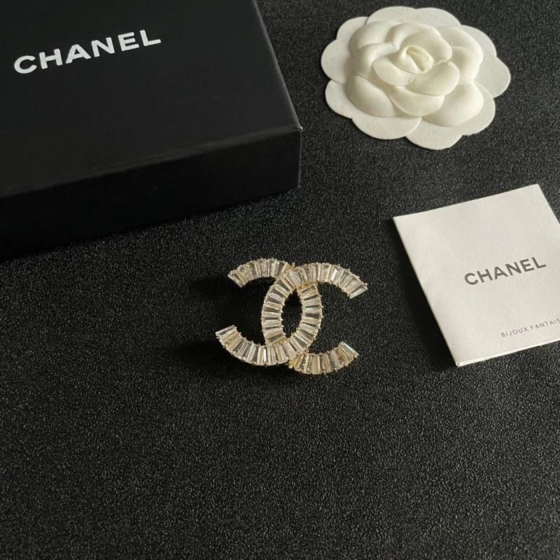 FastDry Chanel Brooches 224378