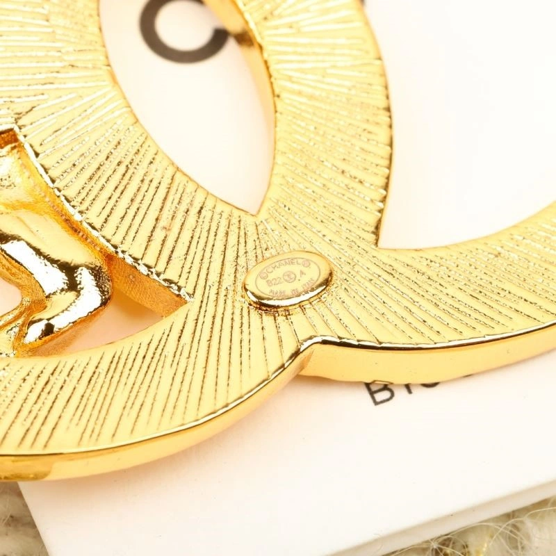 Flexible Chanel Brooches 224371