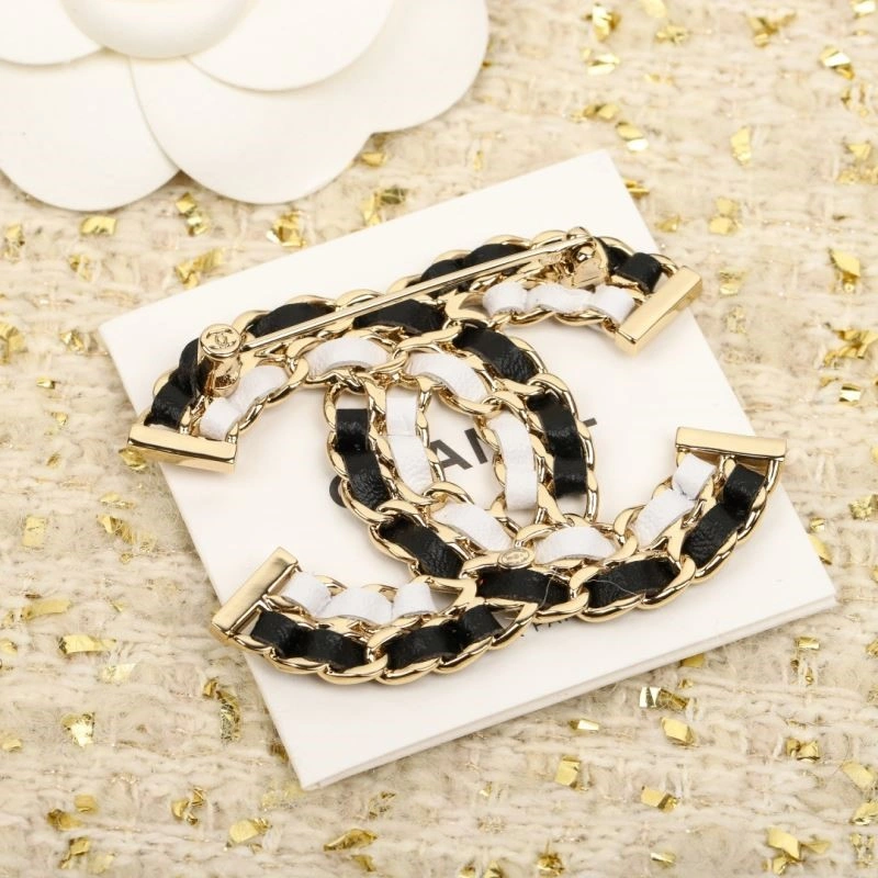 Durable Chanel Brooches 224372
