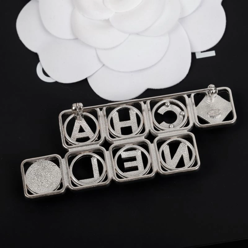 Chanel Brooches QuickDry 224375