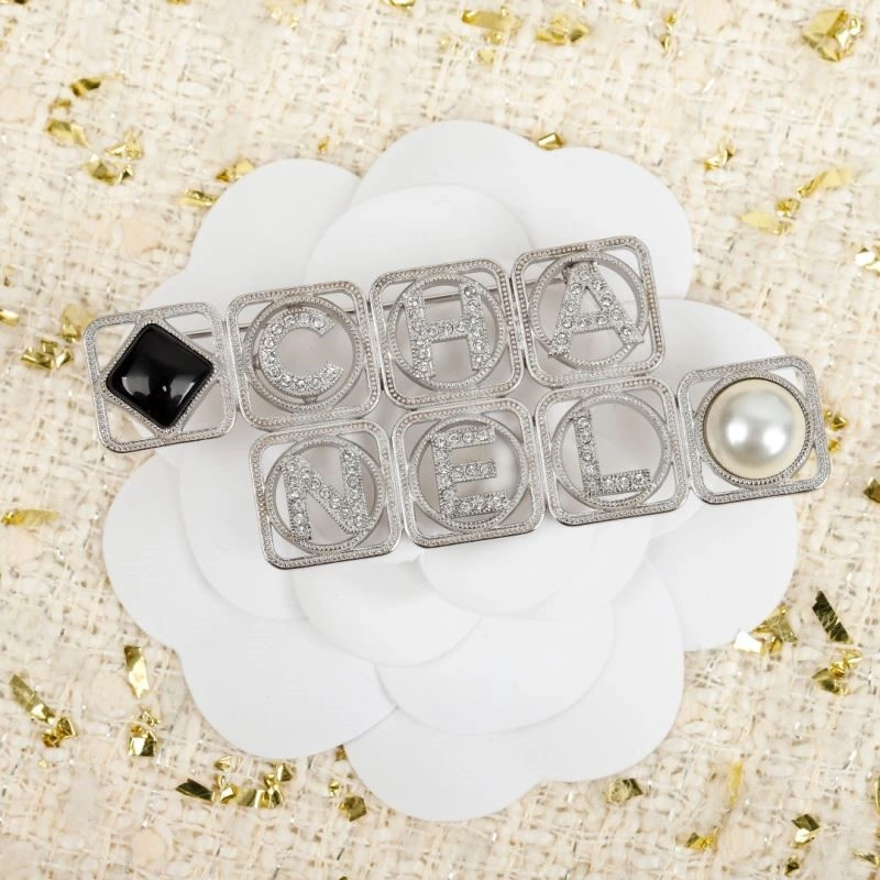 Chanel Brooches QuickDry 224375