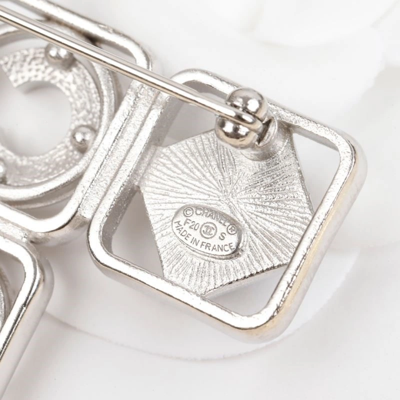 Chanel Brooches QuickDry 224375