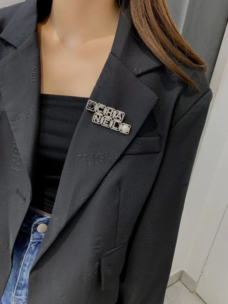 Chanel Brooches QuickDry 224375