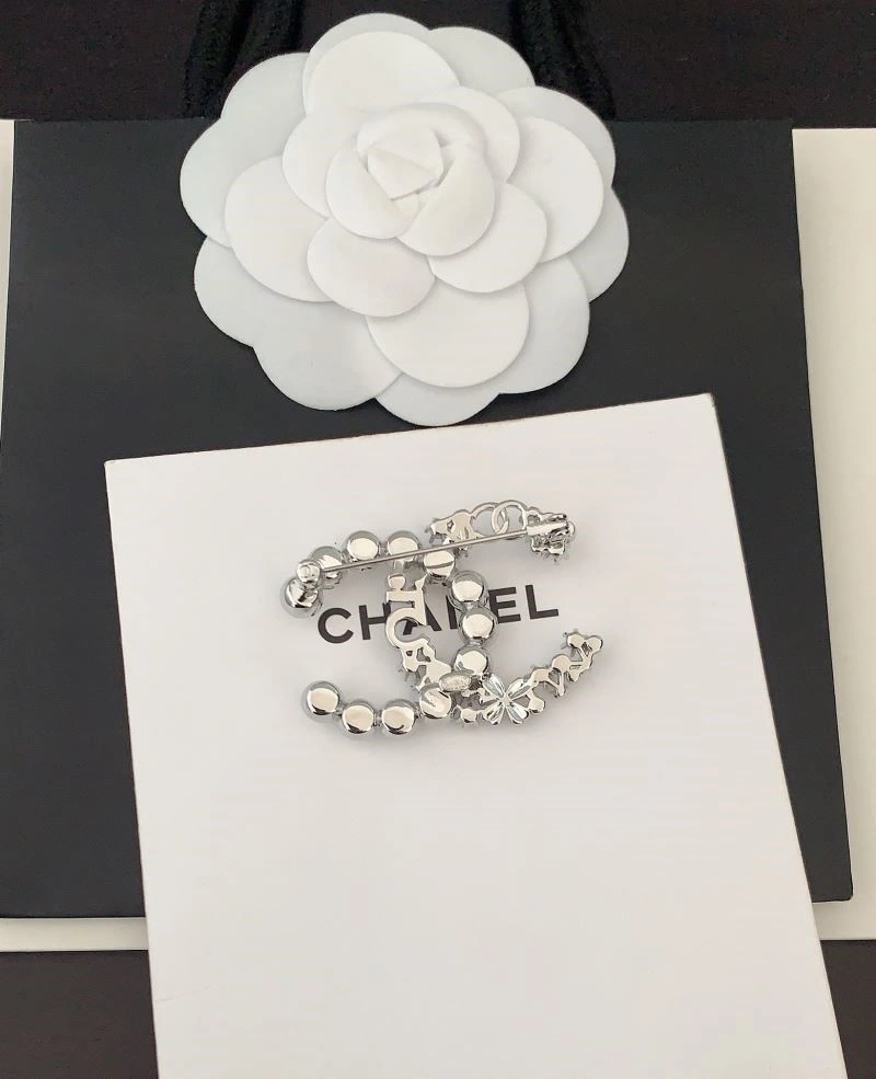 Chanel Brooches Soft 224368