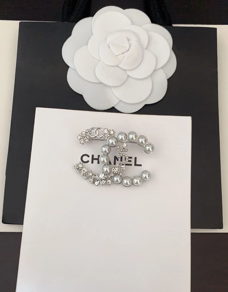 Chanel Brooches Soft 224368