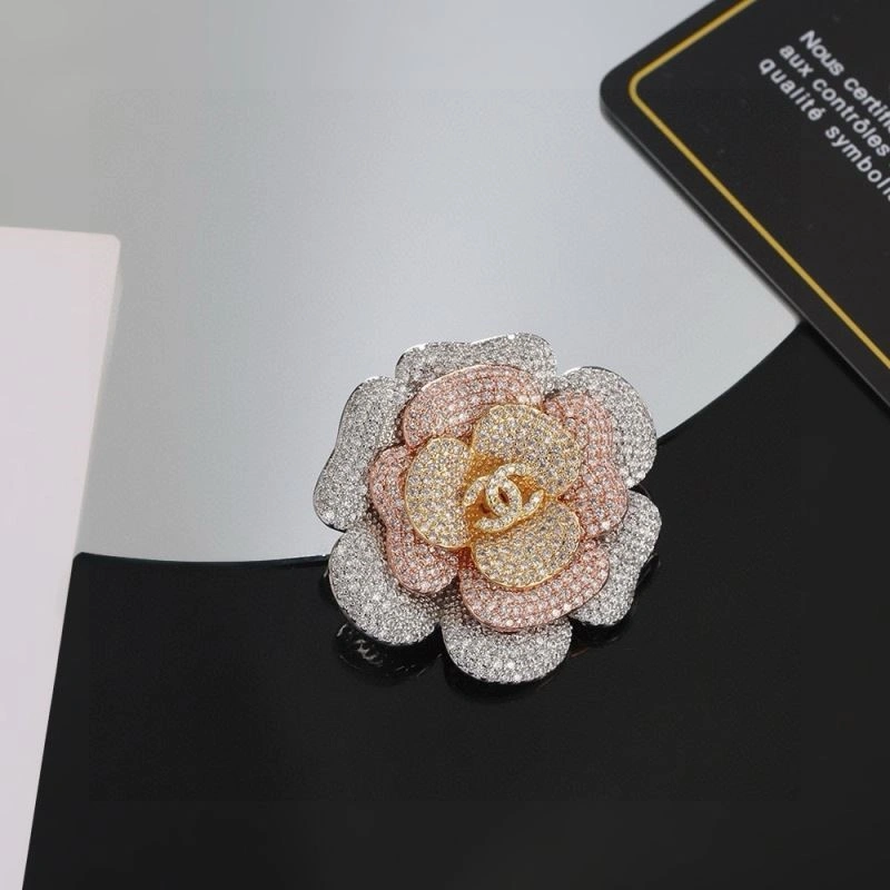 Modern Chanel Brooches 224359