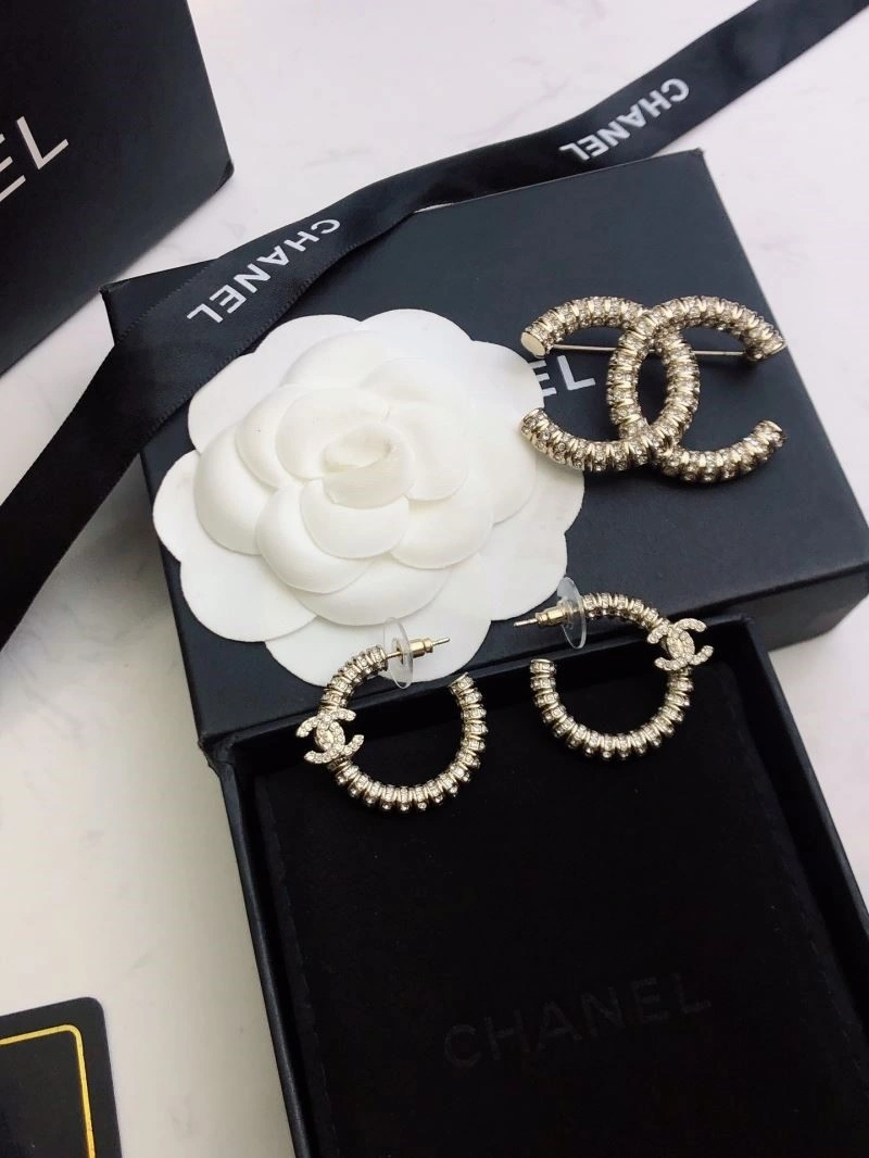 Chanel Brooches Supportive 224390