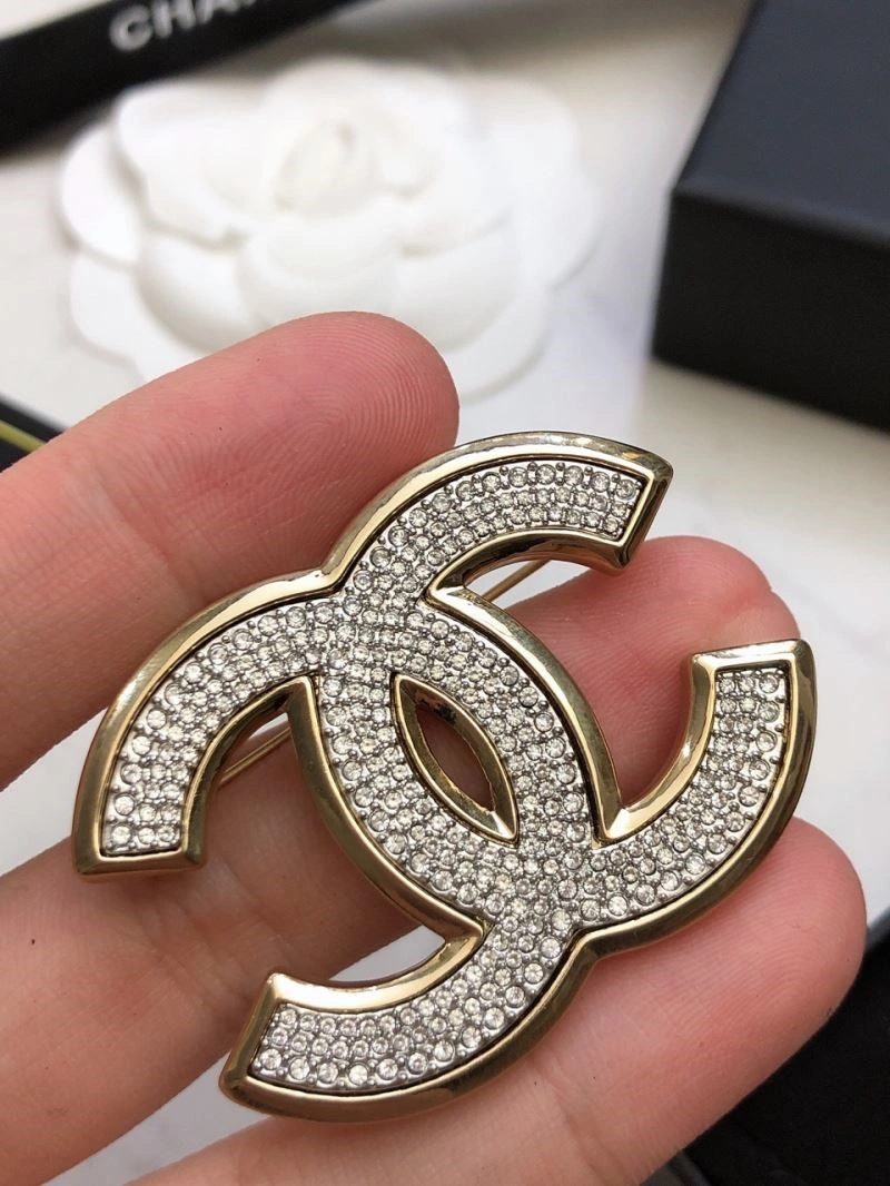 Durable Chanel Brooches 224361