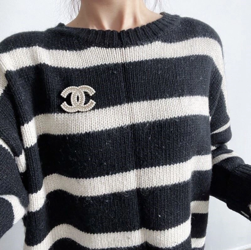 WrinkleFree Chanel Brooches 224346