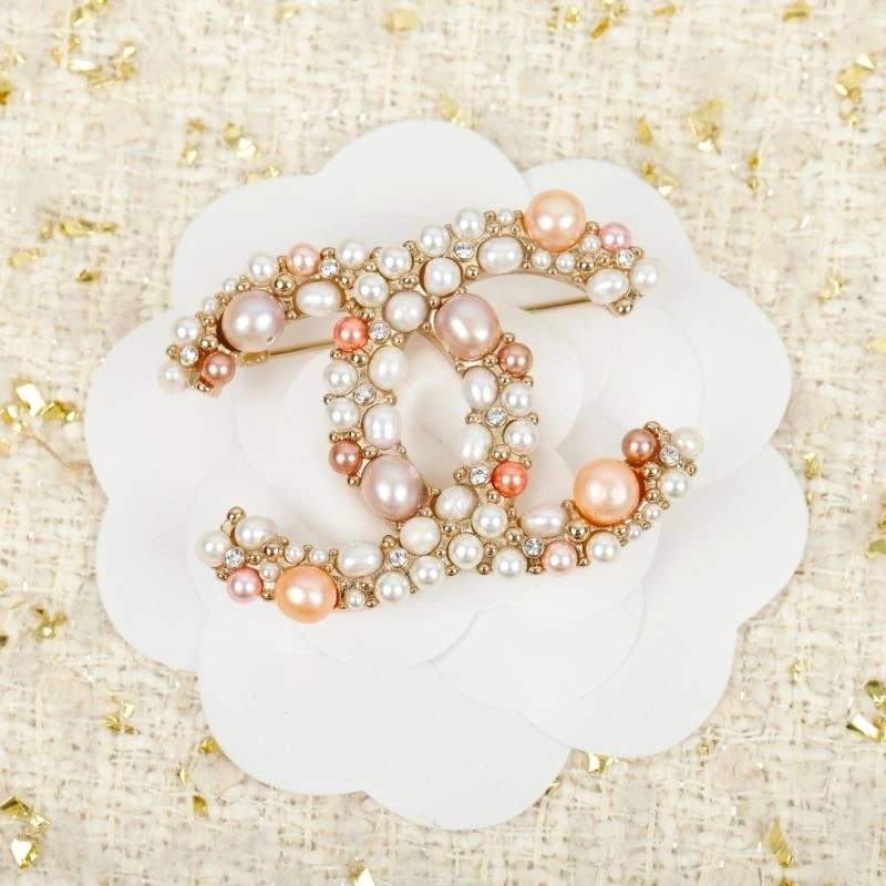 Chanel Brooches UrbanStyle 224410