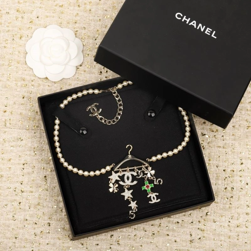 Chanel Brooches ComfortFit 224350
