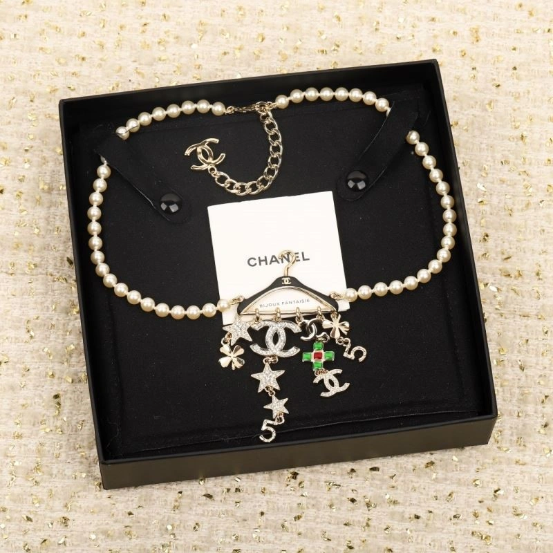 Chanel Brooches ComfortFit 224350