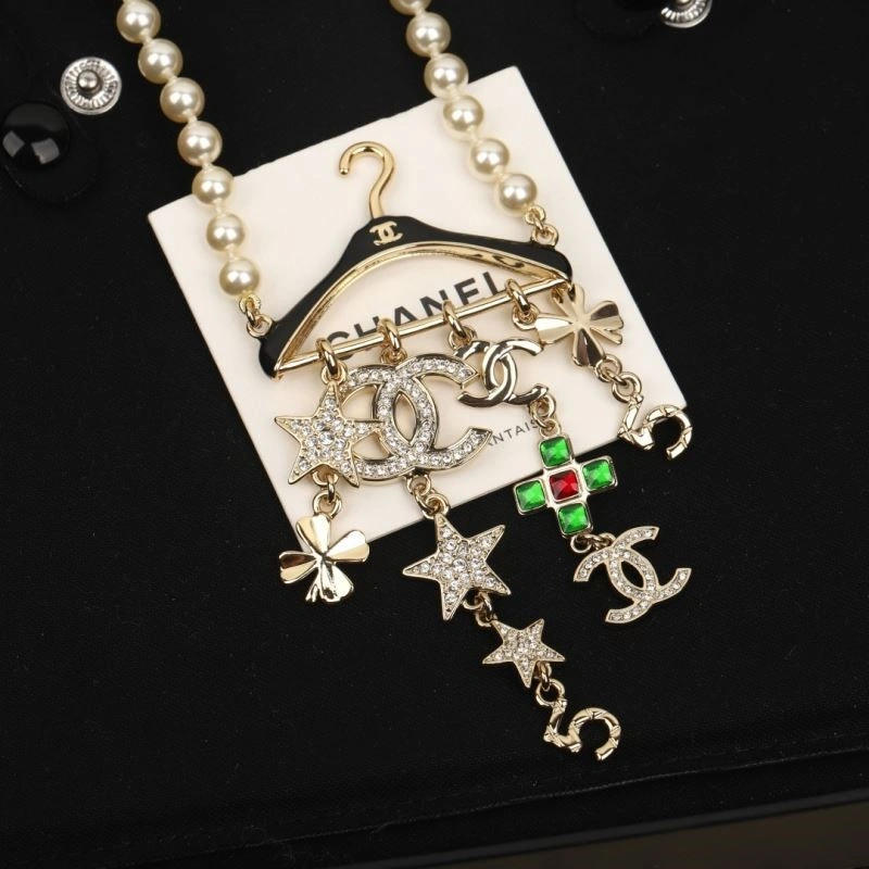 Chanel Brooches ComfortFit 224350